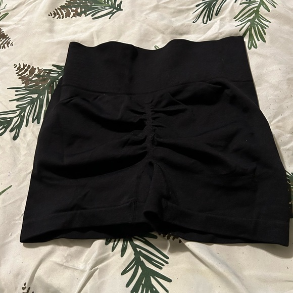 2 !!! Almost New Shorts - small - BUNDLE - Picture 5 of 6